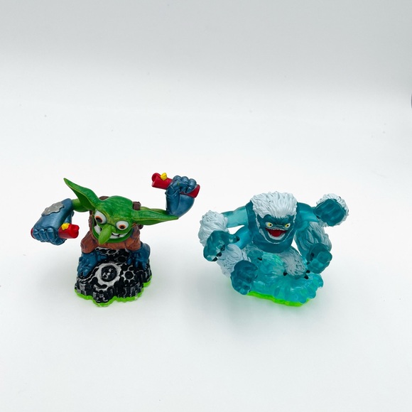 Lot of 8 Skylander Activision Figures 4 Giants & 4 others - Picture 3 of 5